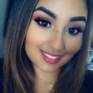 Meet your Posher, Celia